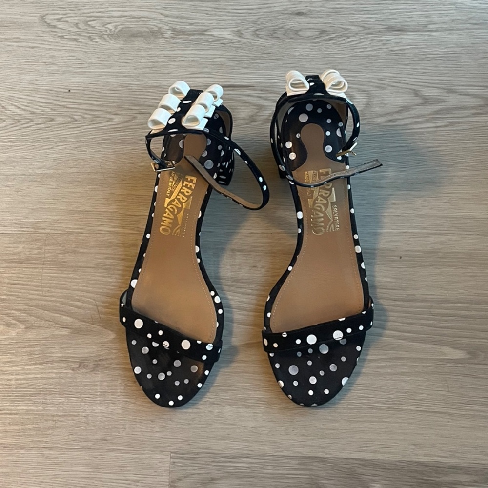 Salvatore Ferragamo - Edgardo Osorio Connie suede polka dot sandals, size 8.